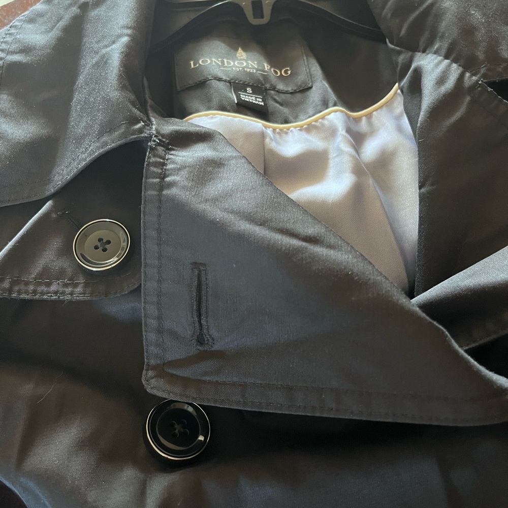 London Fog black trench coat - Picture 4 of 10